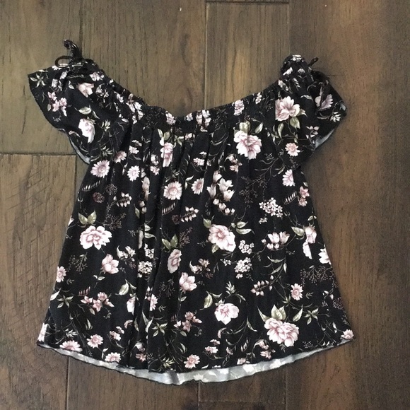 American Eagle soft and sexy off the shoulder top - Picture 2 of 2